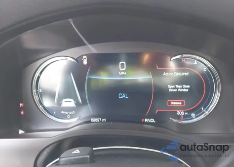 2019 Cadillac Escalade Premium Luxury z USA, uszkodzony, nr VIN 1GYS4CKJ2KR164556